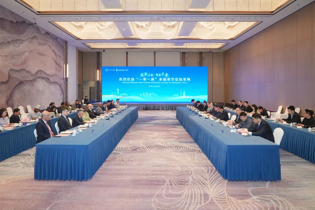 1745301331102531.jpg 640 (1).jpg